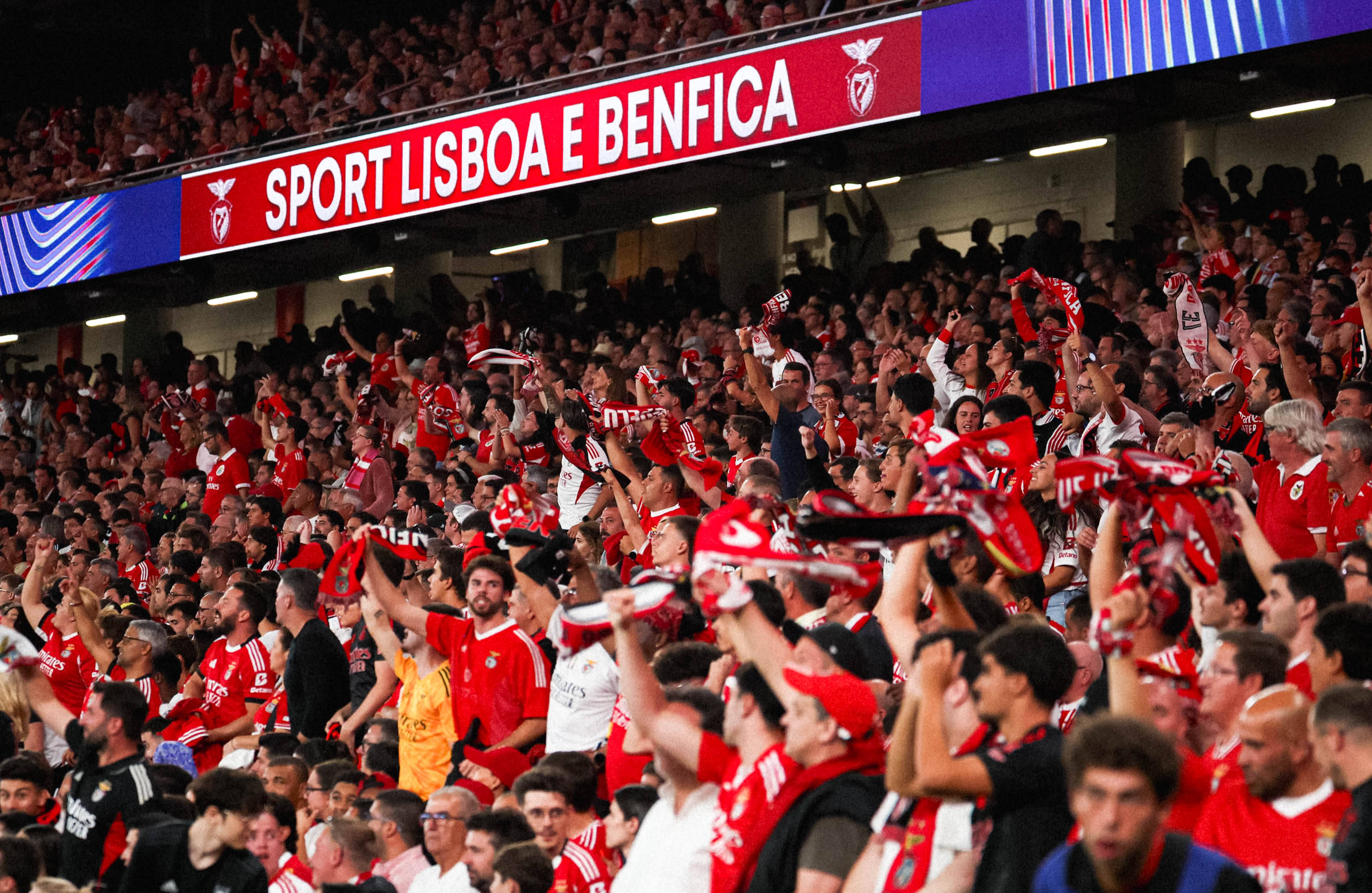 阿贾克斯队在欧冠中取得胜利 阿贾克斯队在欧冠中取得胜利