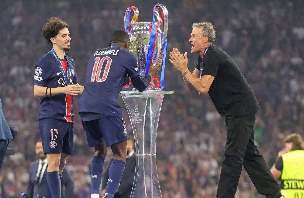 巴黎圣日耳曼挑战对手,期待胜利 巴黎圣日耳曼挑战对手,期待胜利