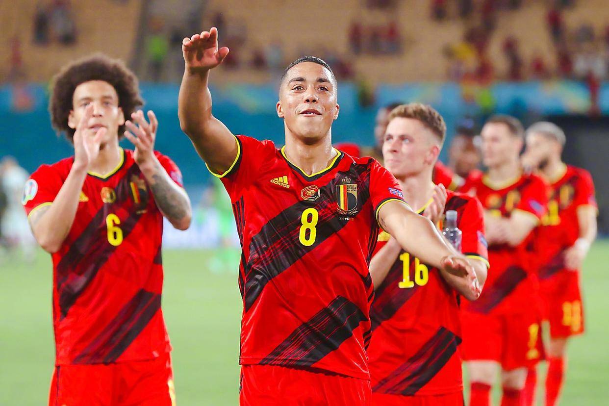 意大利战胜芬兰,小组第一席位稳固 意大利战胜芬兰,小组第一席位稳固