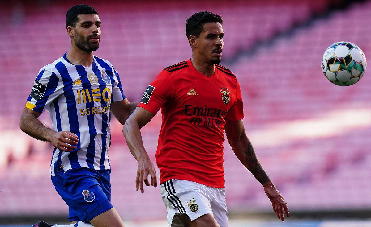 黑白直播nba-摩纳哥出色表现,重返法甲赛场主流的简单介绍