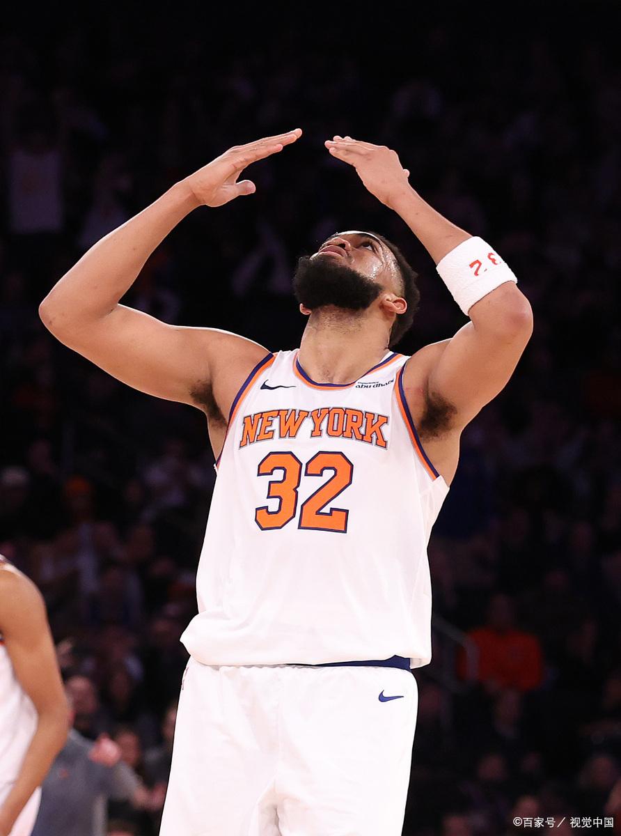 黑白直播在线观看-尼克斯擒灰熊,稳坐榜首的简单介绍