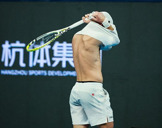 黑白直播网-关于日本网球队爆冷西班牙网球队,瓦林卡一己之力扛起全队的信息