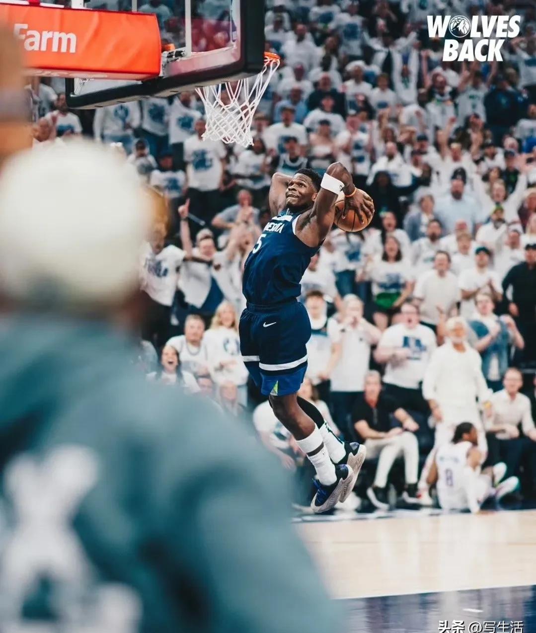 黑白直播在线观看-篮网大胜森林狼保持不败