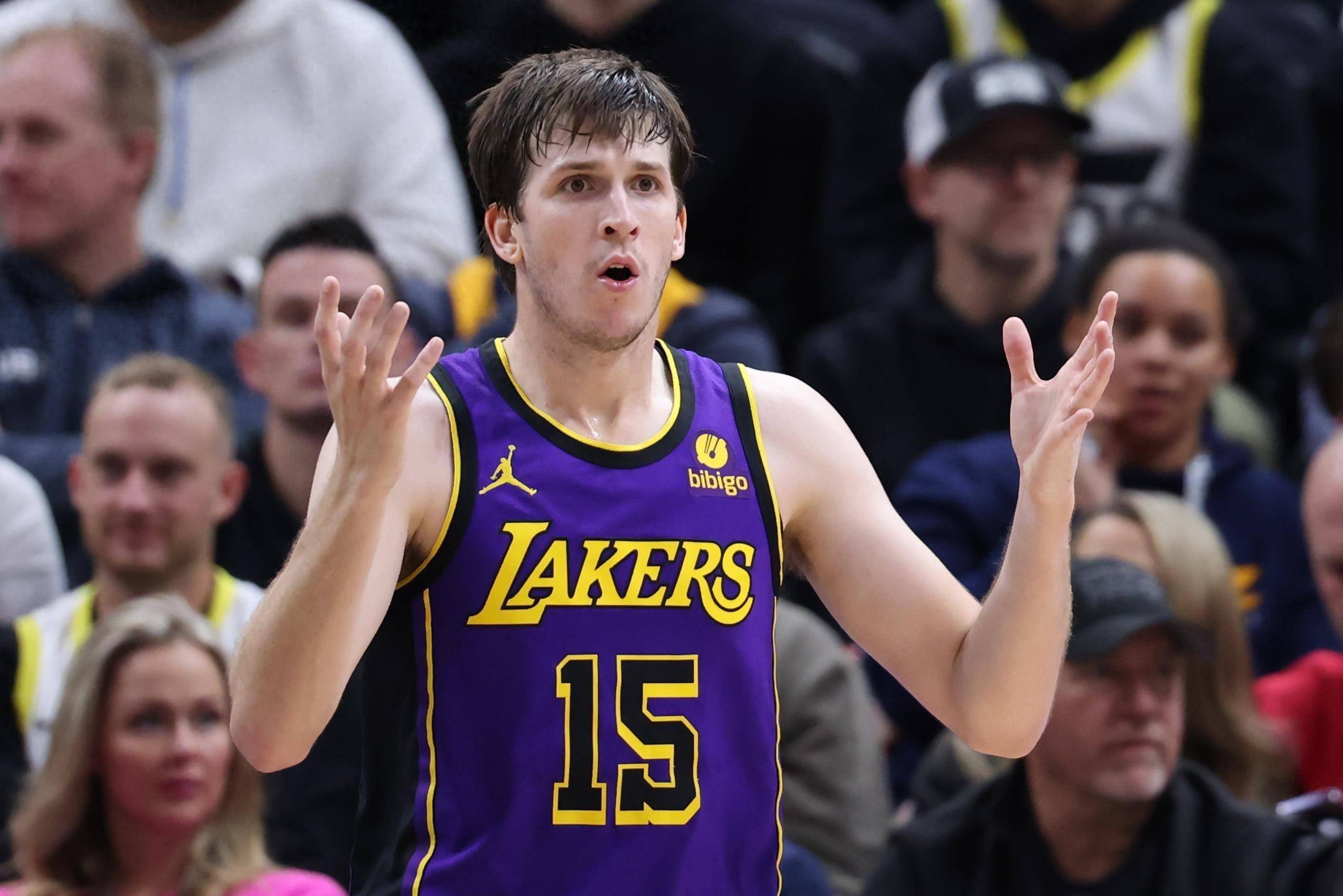 黑白直播nba-开拓者惜败湖人,遗憾收官