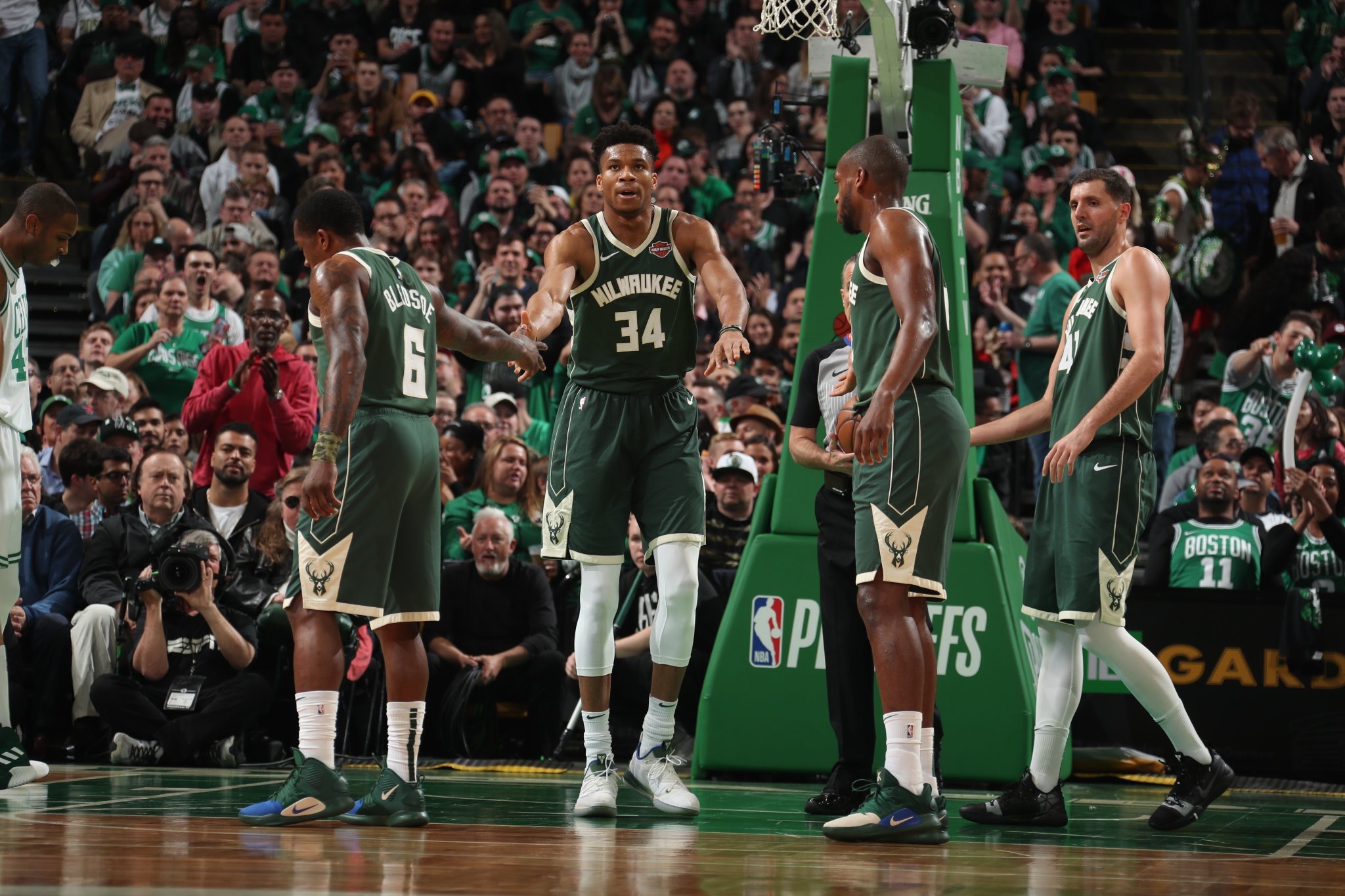 雄鹿B队险胜猛龙,乔治·希尔一己之力扛起全队的简单介绍 雄鹿B队险胜猛龙,乔治·希尔一己之力扛起全队的简单介绍