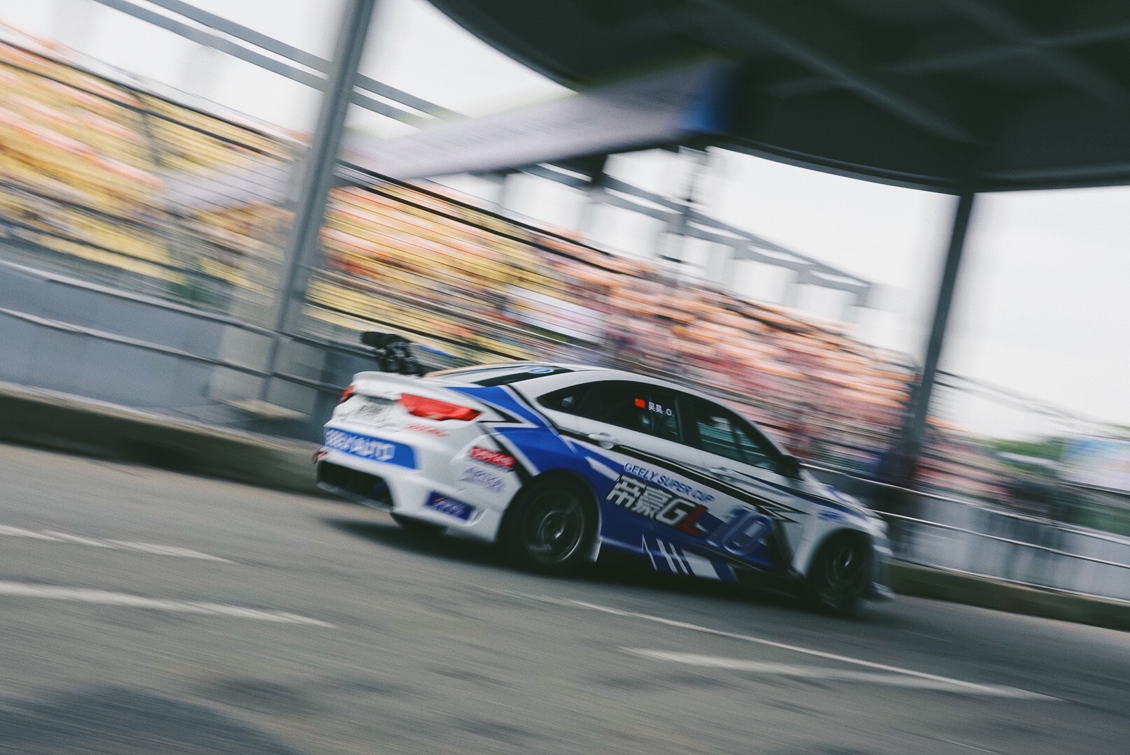 包含连胜势头难挡!赛车豪取十连胜的词条 包含连胜势头难挡!赛车豪取十连胜的词条