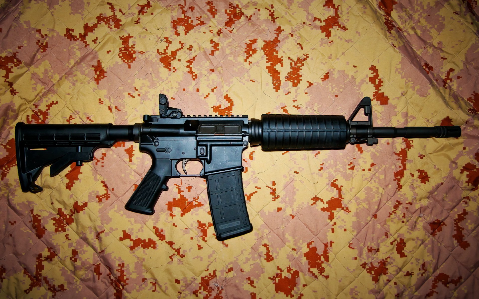 黑白直播在线观看-逆袭绿衫军！上海男篮加时险胜，詹皇‘压制级’表现定乾坤