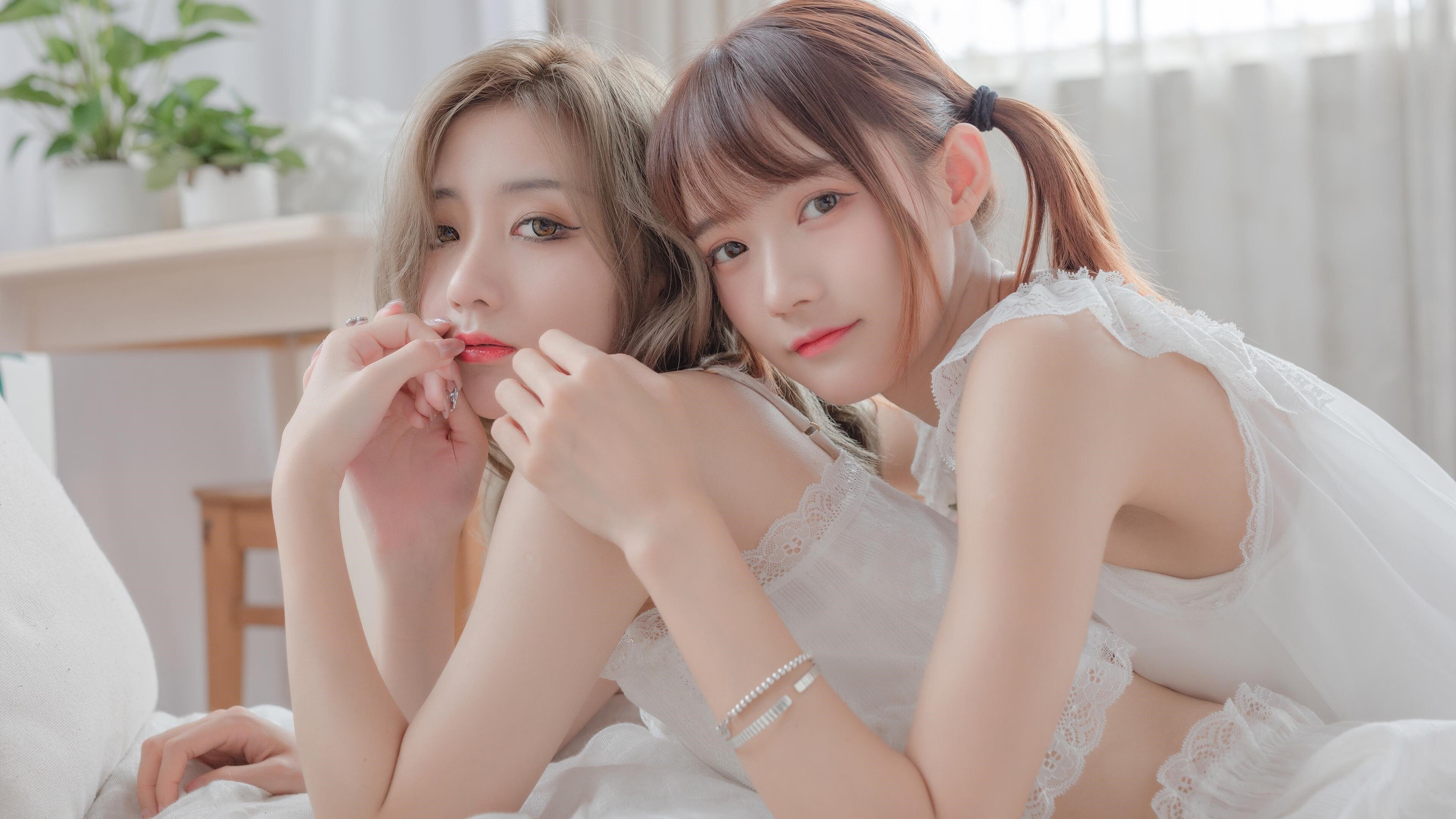 黑白直播网-保罗末节封神!黄蜂巅峰对决险胜老鹰,关键先生一锤定音