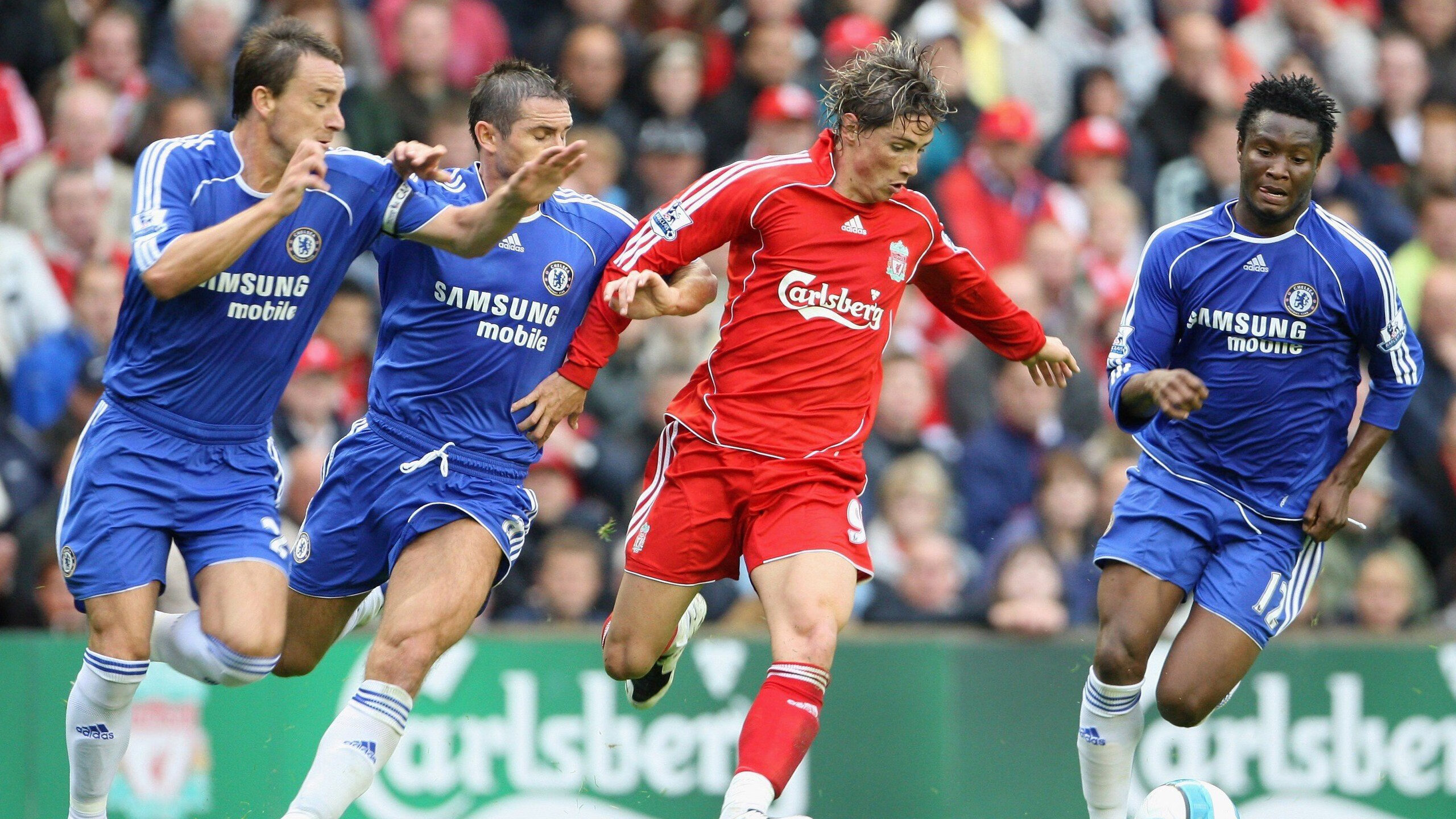 黑白直播体育-速度与荣耀,F1年度争冠战与乌拉圭足球狂胜的交响曲