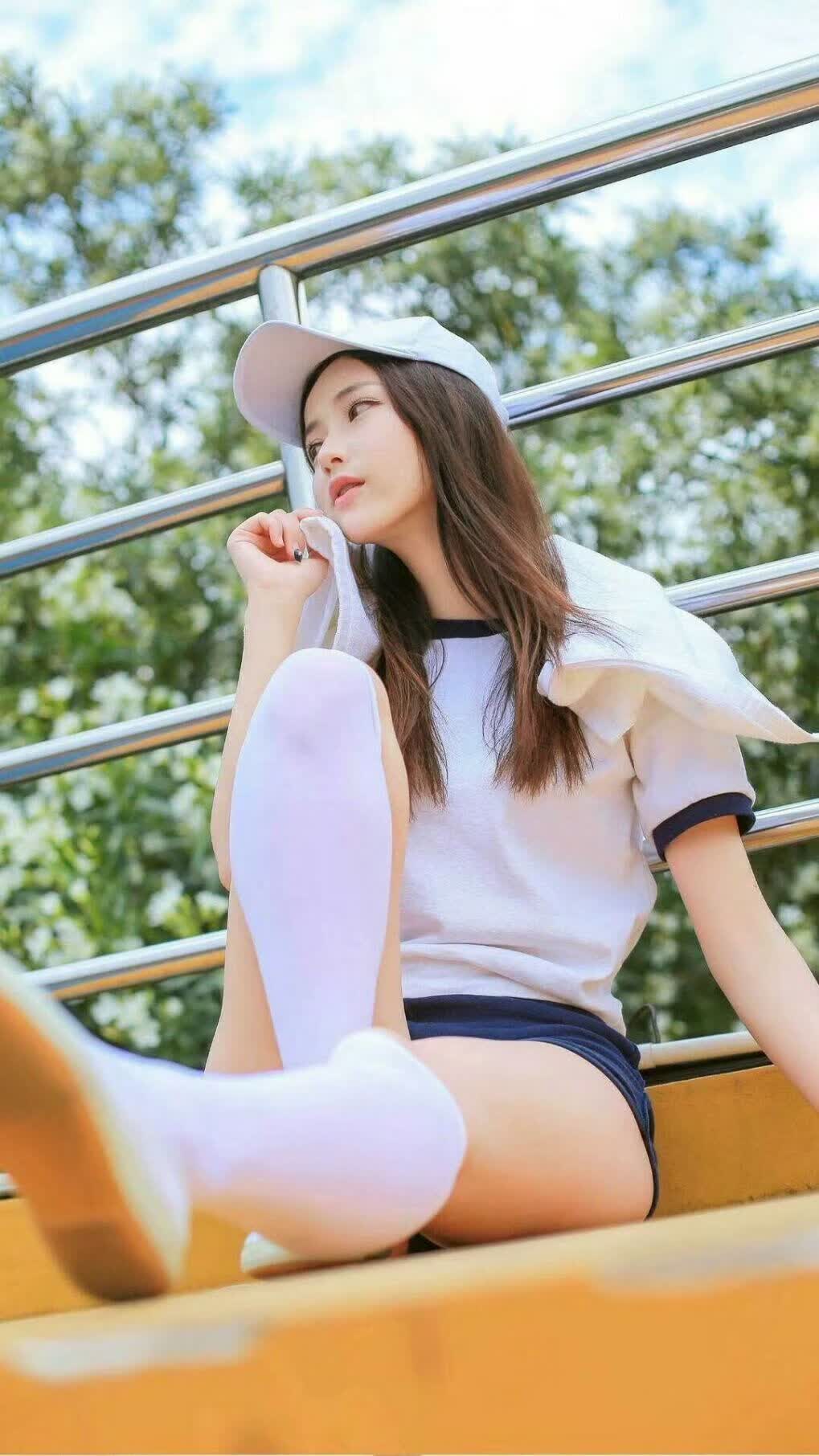 黑白直播在线观看-沙漠风暴,阿联酋掀翻澳大利亚,坎塞洛铸就2026世界杯E组传奇之夜