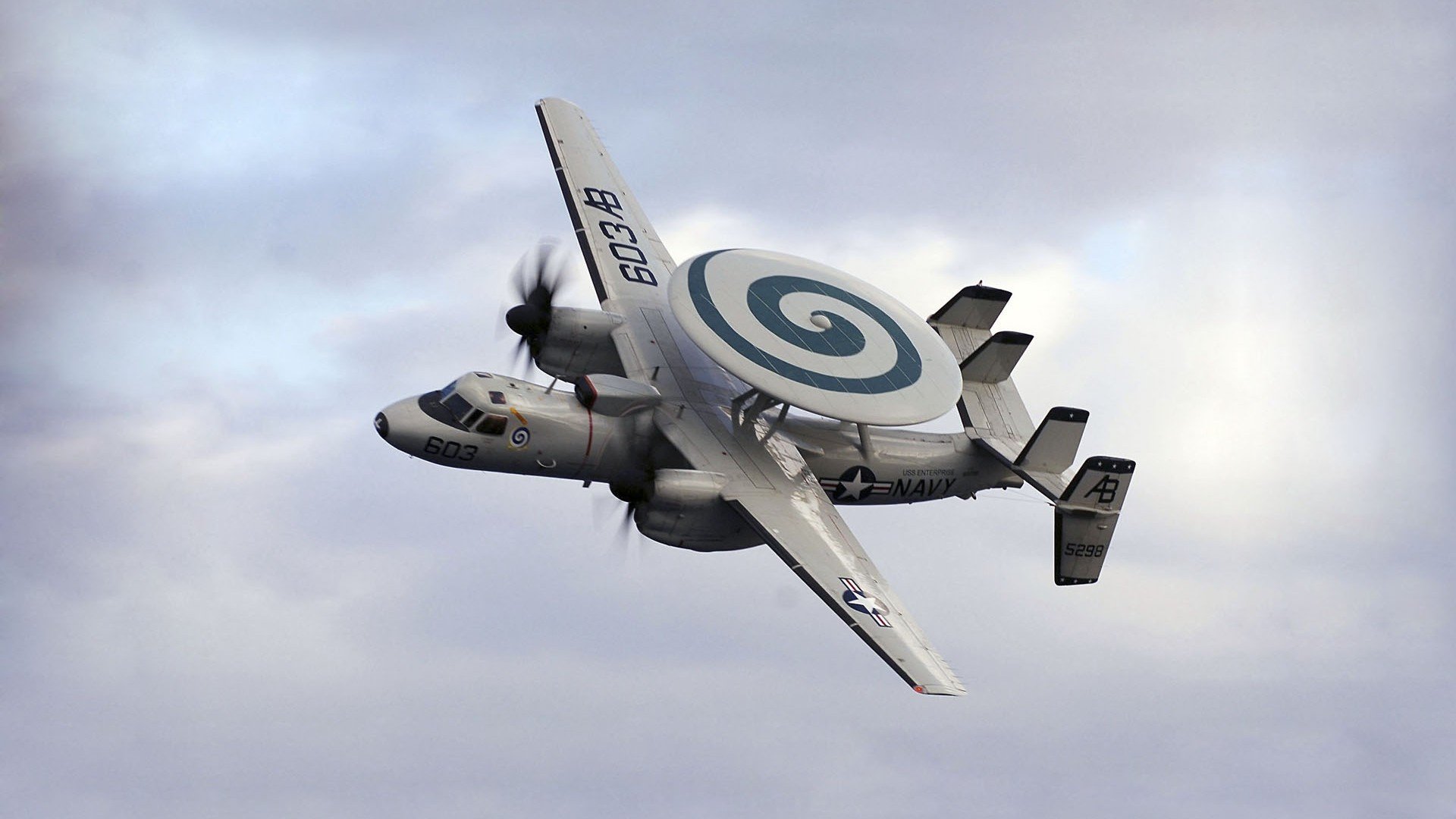 黑白直播免费体育直播-蓝衣军团横扫太极虎,维尼修斯致命一击锁定胜局—2026世界杯G组焦点战纪实